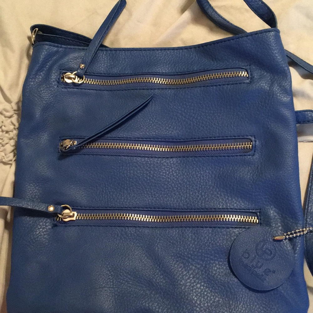 BLUE cross body bag BY Linea Pelle